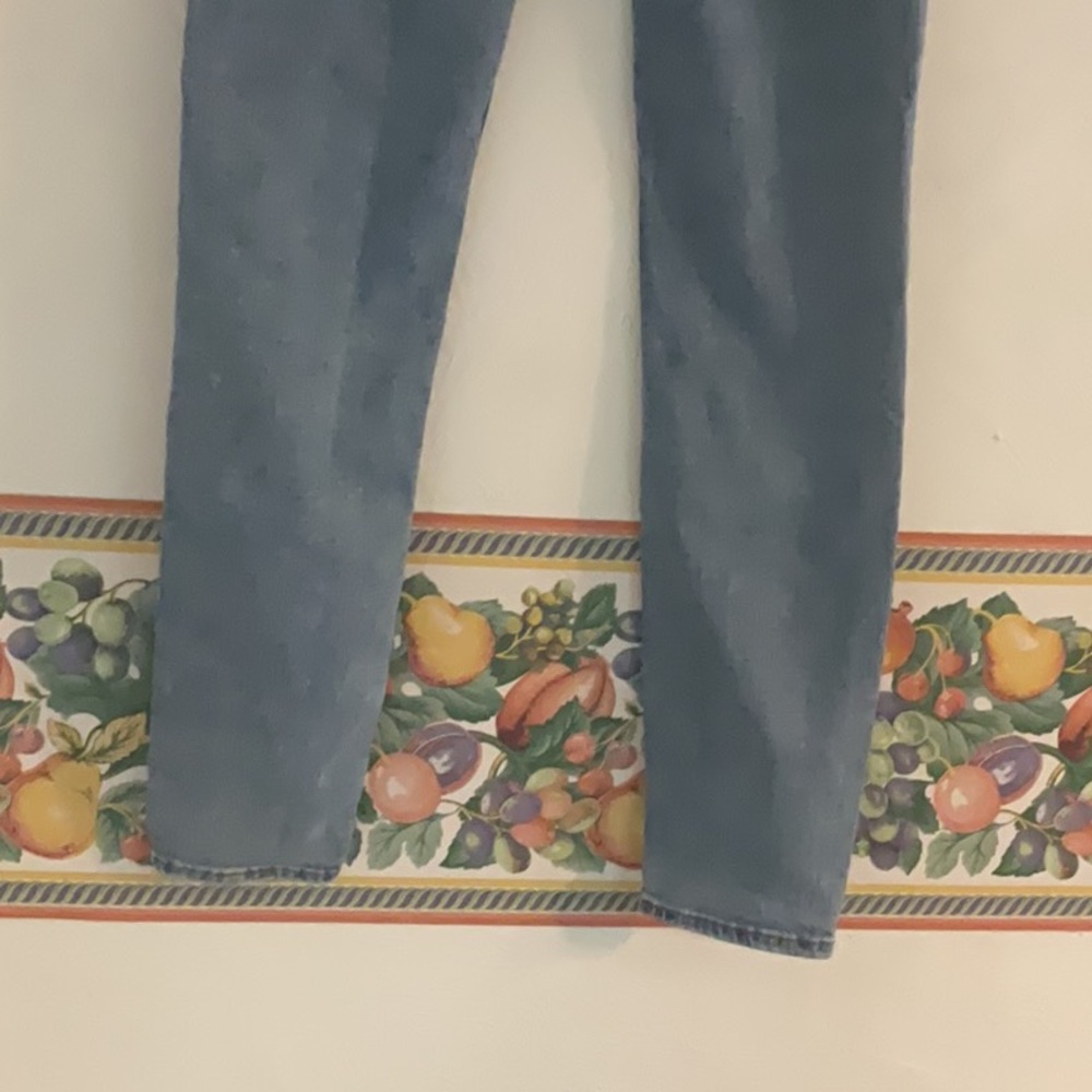 Sale1 H&M Skinny Mid Rise Jeans, Size 4, Light Blue Denim - Picture 6 of 9